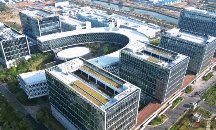 2025年机房搭建运维一体化服务趋势及关键技术解析
